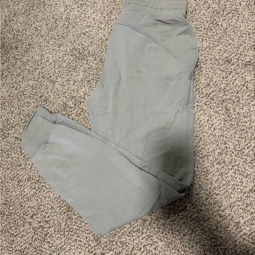 Athleta balance jogger sage green